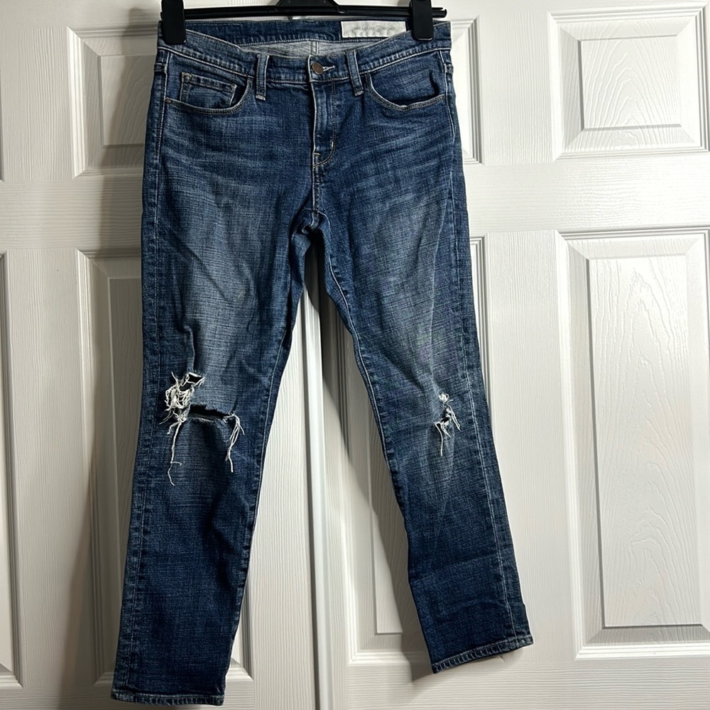 Treasure & Bond Mid Rise Boyfriend Ankle Distressed 27
